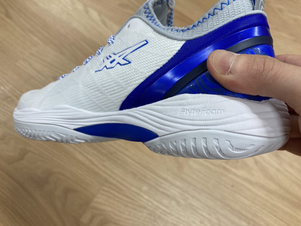 asics】GLIDE NOVA FF 2 | バッシュの選び方ブログ